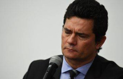 Gilmar amplia suspeição de Moro para todos processos em que ex-juiz atuou sobre Lula